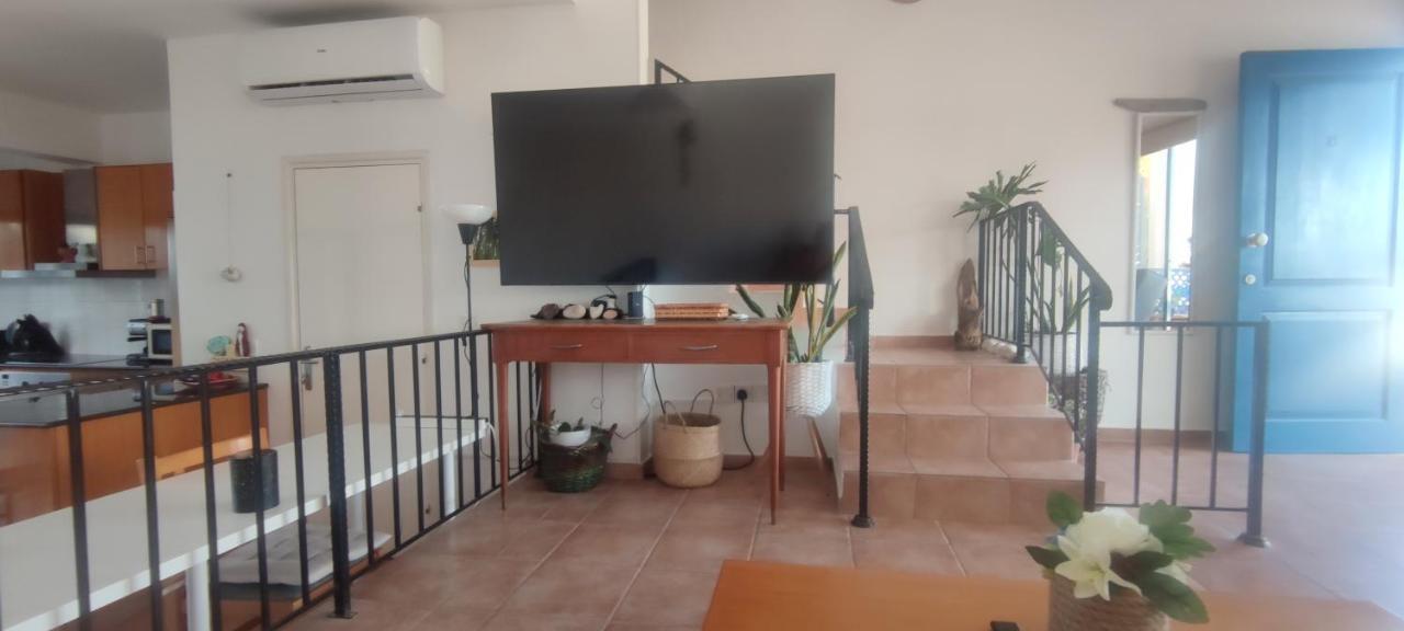 Island Spirit Beach House Polis Extérieur photo